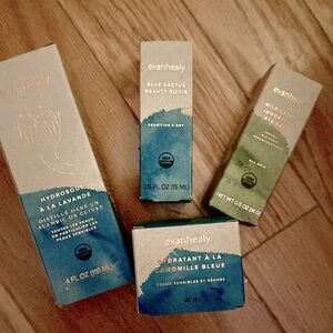 ⭐️⭐️Evanhealy Bundle ! Brand New ⭐️Bonus gift